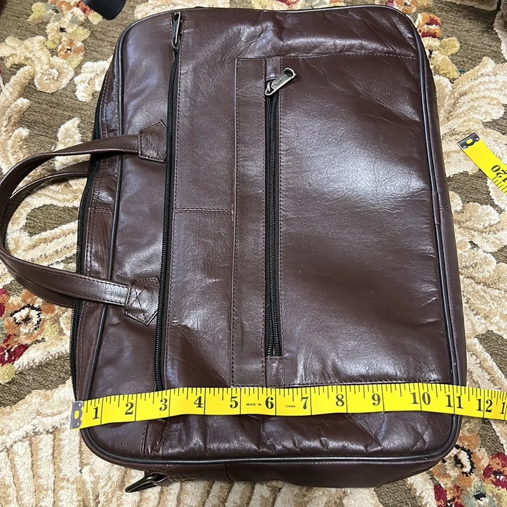 Winn Brown Leather Zip Top Briefcase Bag